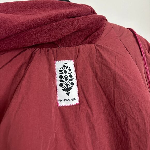 FREE PEOPLE Movement In a Pillow Packable Puffer Pullover in Sour Cherry XS NWT - Picture 10 of 13